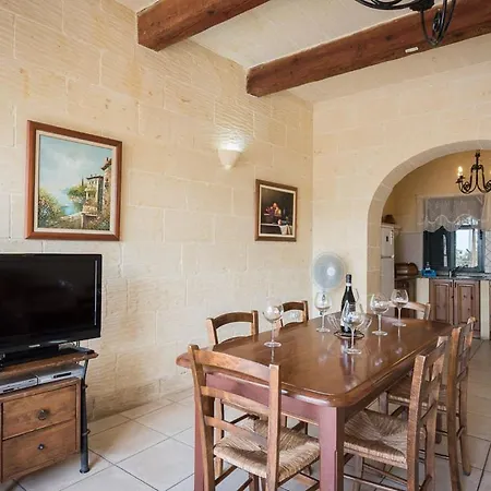 Holiday home 3 Bedroom With Private Pool And Views *