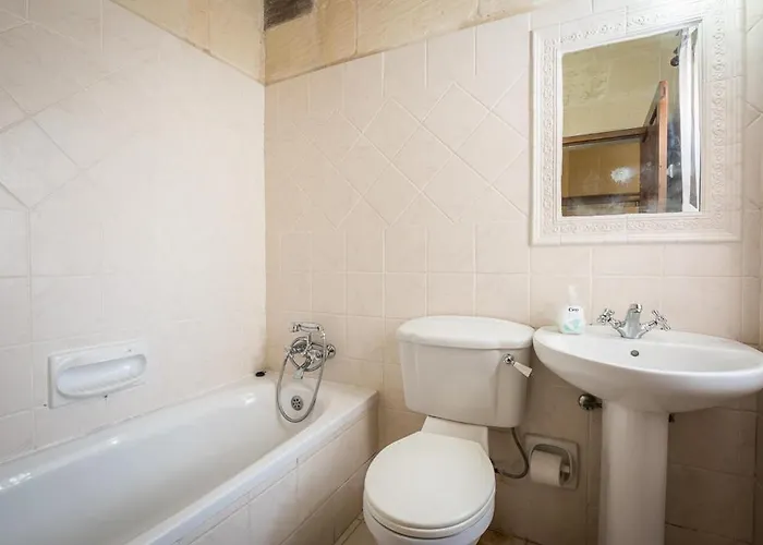 Ferienhaus 3 Bedroom With Private Pool And Views Nadur