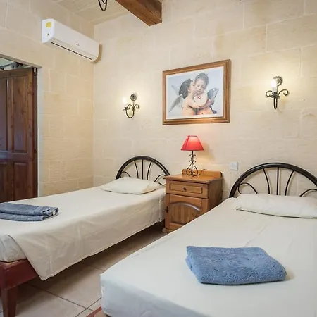 Casa de Férias 3 Bedroom With Private Pool And Views